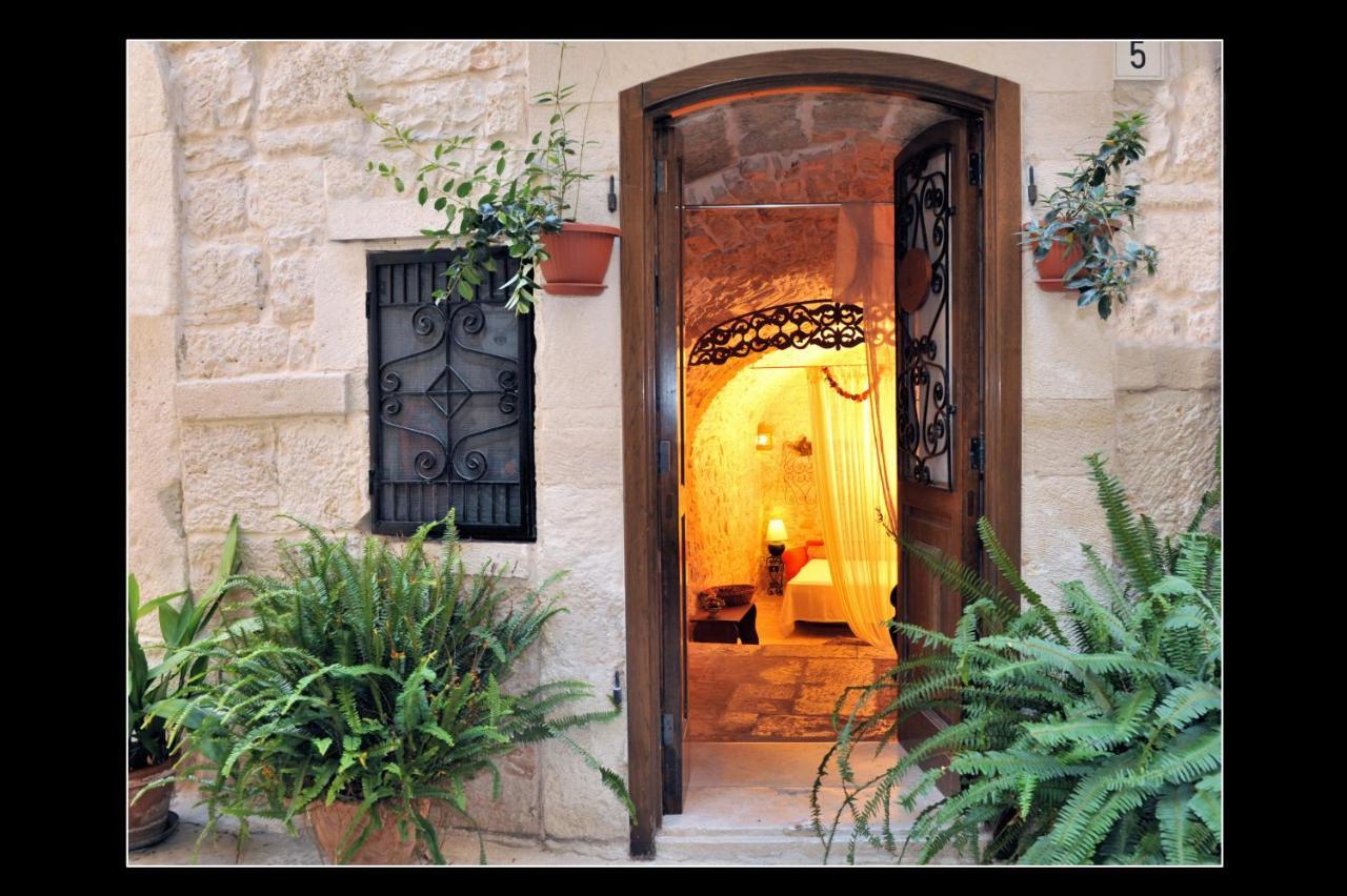 Corte Sagarriga Visconti Giovinazzo Exterior photo